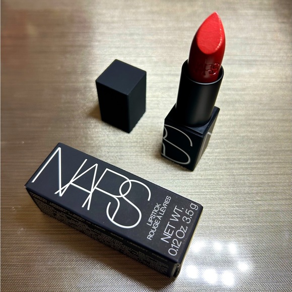 BRAND NEW - NARS Lipstick - Gipsy - 0.12 oz ❤️❤️❤️ - Picture 1 of 5